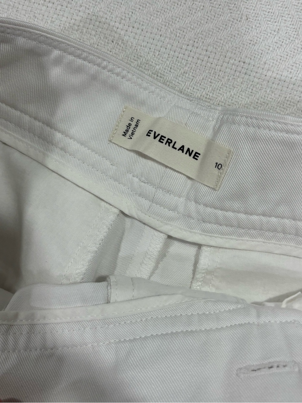 Everlane White Cropped Pleated Trousers - Picture 5 of 11